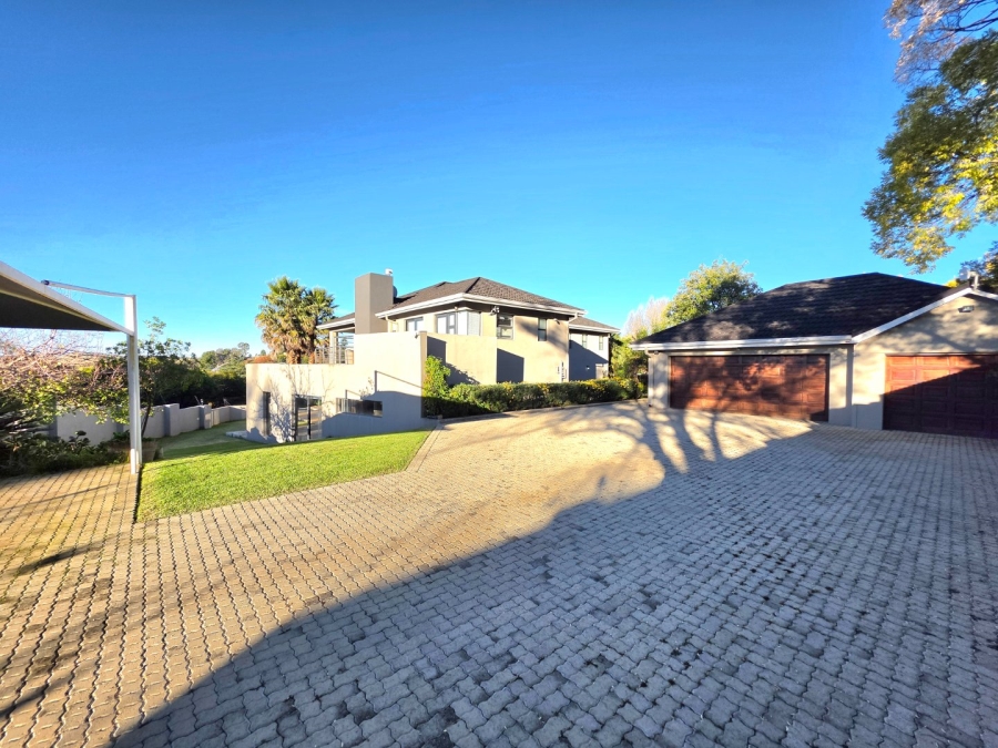 4 Bedroom Property for Sale in Eureka Free State